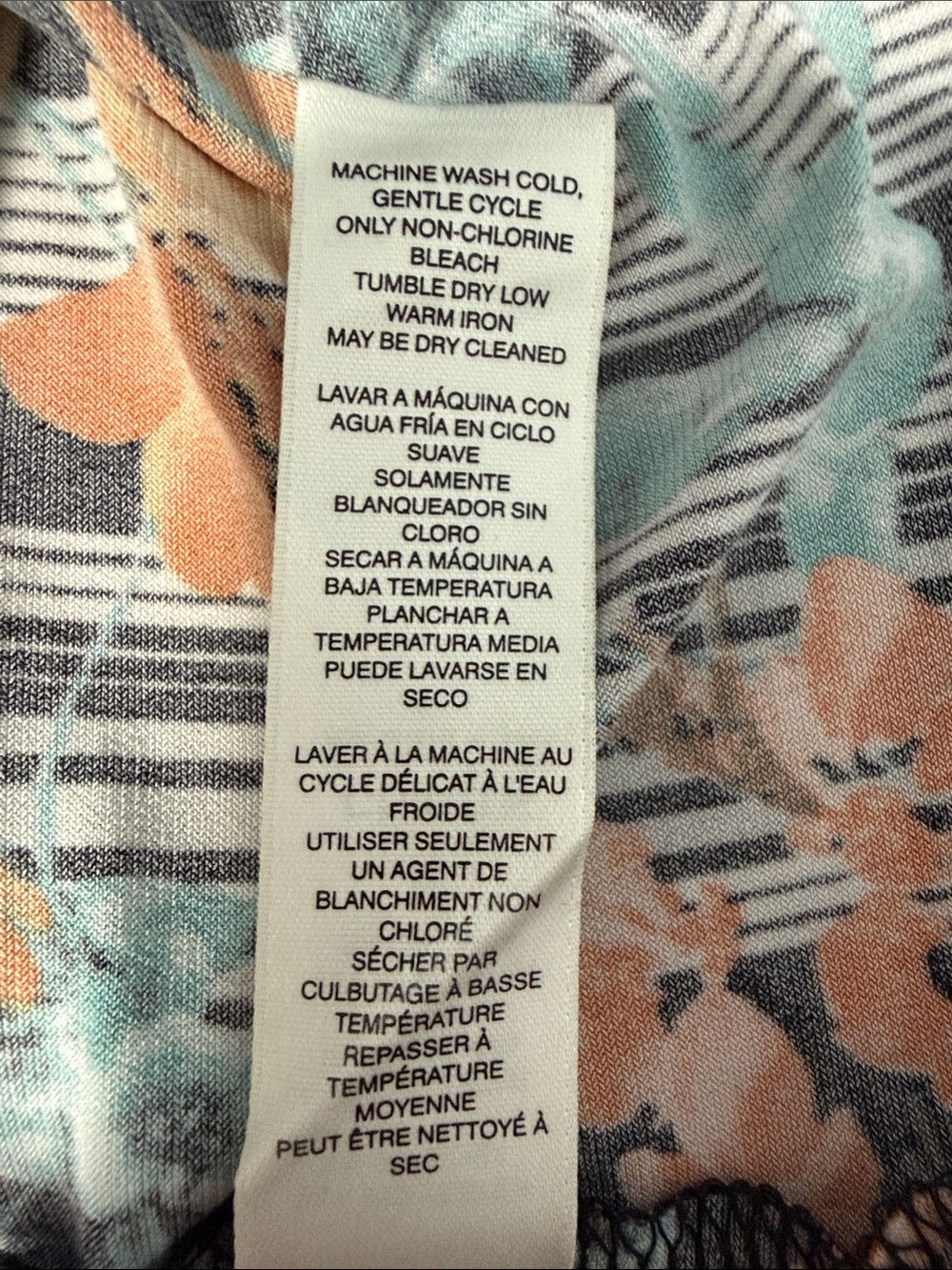 Chico's Black and Teal Floral Tunic Size 2(L) - Picture 6 of 15